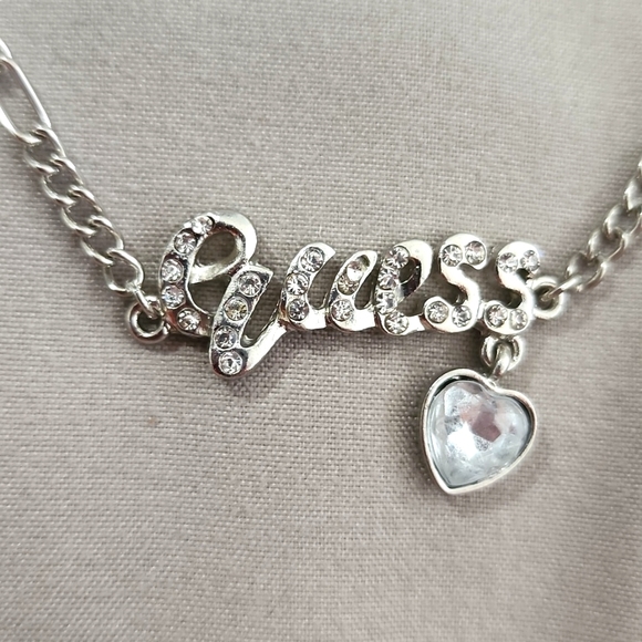 ❓GUESS❓STUNNING  ADJUSTABLE BRACELET - Picture 2 of 2